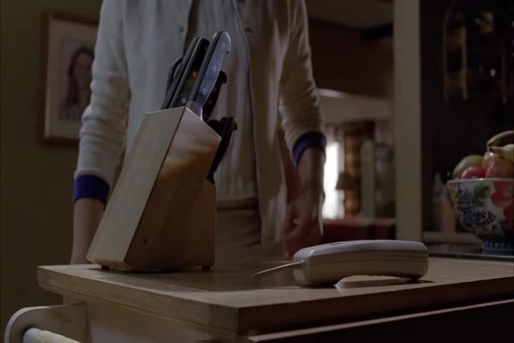 - No, just drop it!
- But what's wrong with you?