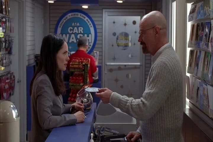 There's your change, and if you'll hand
this to your car wash professional...