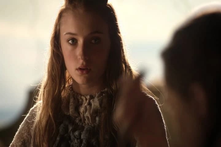 - The prince.
- Arya, stop!