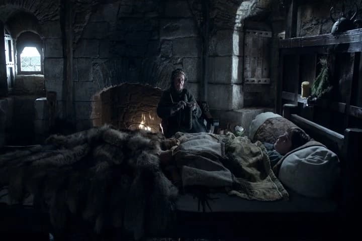 - I know a story about a crow.
- I hate your stories.