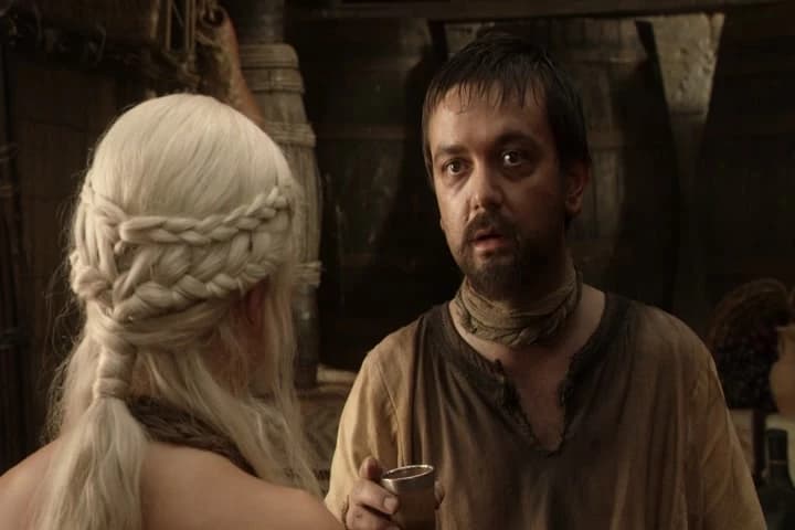 You have the honor of addressing Daenerys
of the House Targaryen,
