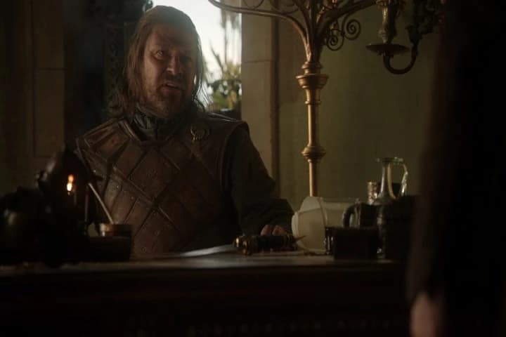 The queen has a dozen knights
and a hundred men-at-arms -