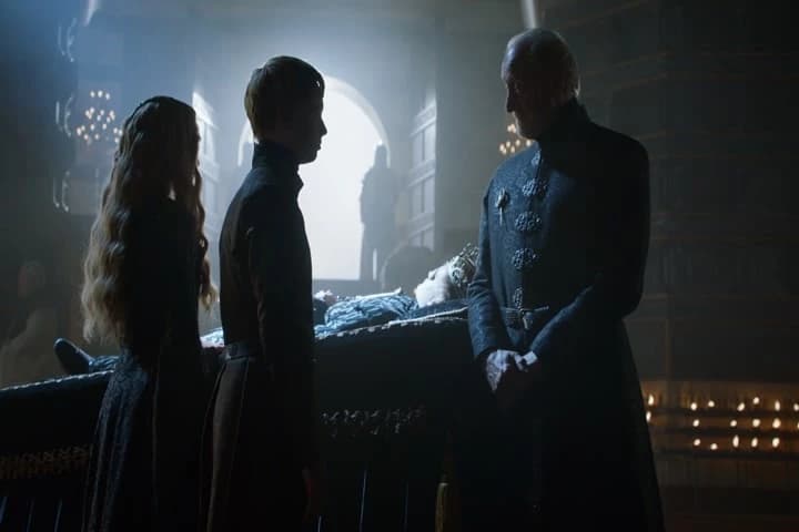 A wise young king listens to his counsellors
and heeds their advice until he comes of age.