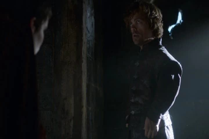 Whoever killed the King
wanted me to lose my head for it.