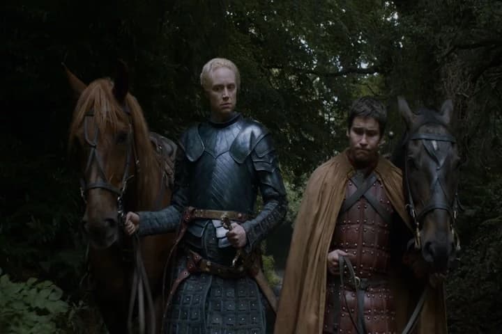 She's Arya's last living
relative with money.