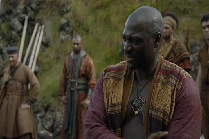 A dwarf's cock has magic powers.