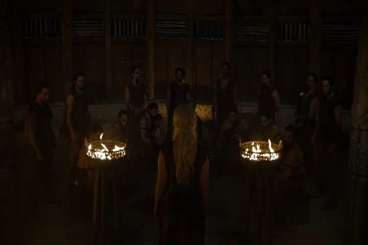 And here, now, what great matters
do the Great Khals discuss?
