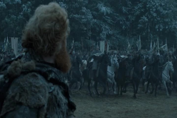 Go! Go! Follow your commander!