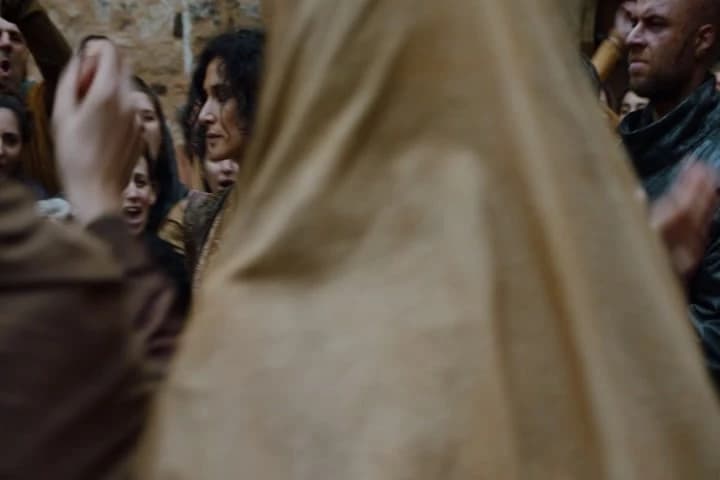 - What a slut!
- Traitor!