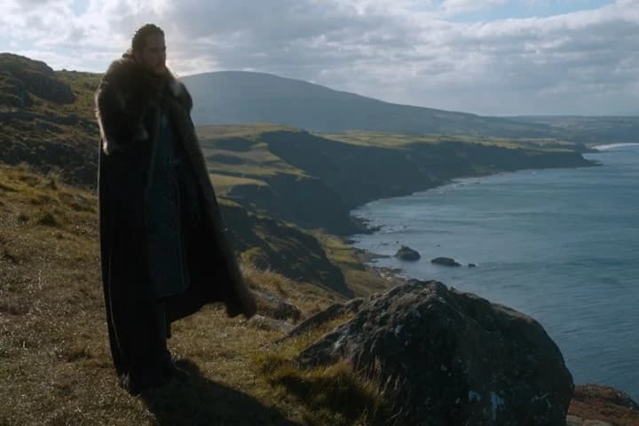 You're free to walk the castle,
the beaches,