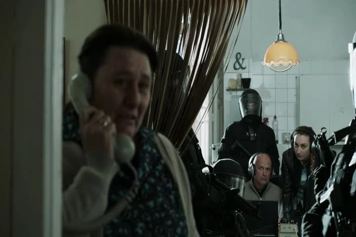 "Mum, are you alone?"�