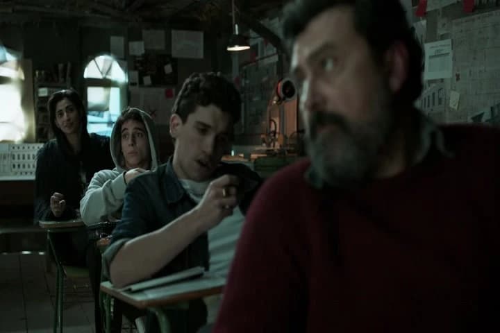 -And planets?\N-I can be Mars, and he Uranus.�