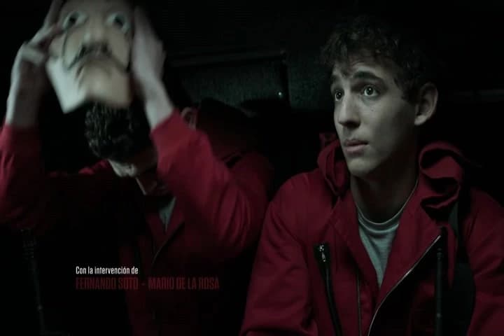 In bank robbery films the masks are scary.�