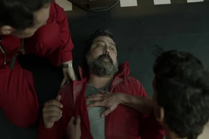 "Lying on that floor full of blood,\NMoscow knew there'd be no caipirinhas�