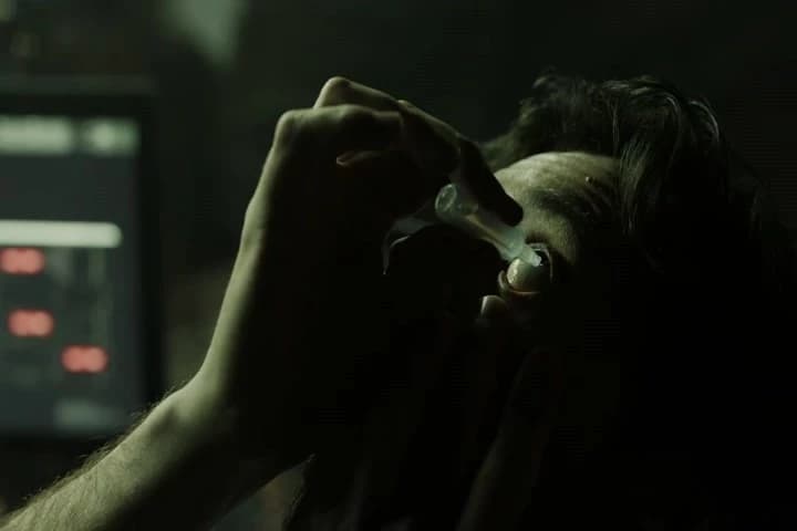 "I can only think of talking\Nto his cell mate.�