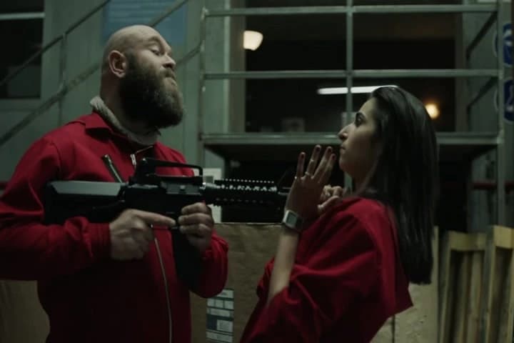 -You fucking scum...\N-Eh, eh, eh. Back off.�