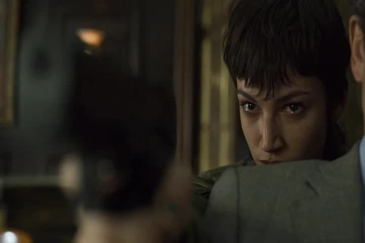 -Gandía, release the girl.\N-No.�