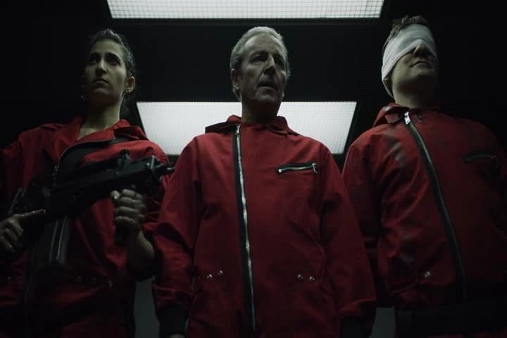 As soon as I touch\Nthe door of that chamber,�