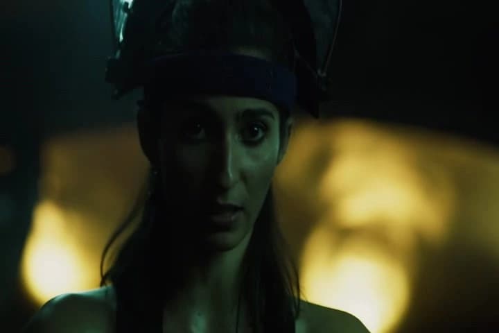 We injected enough Diazepam in you\Nfor a whole family. Please lie down.�