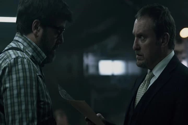 -I think they're transmitting from there.\N-How precise is this?�