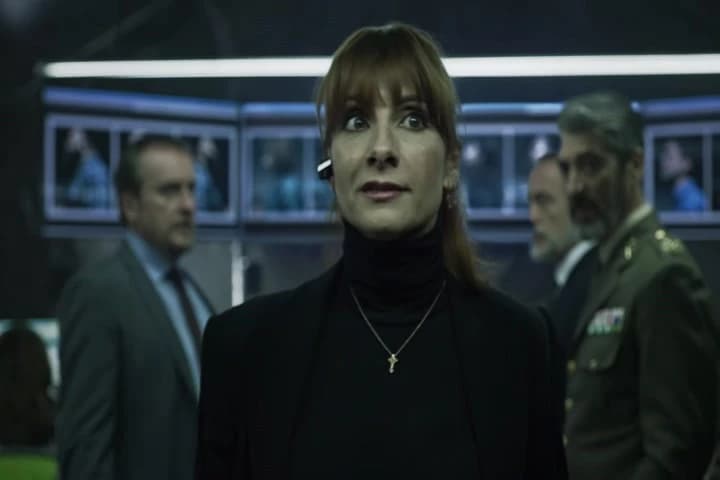 I guess you're wondering what happened\Nto Inspector Suárez and his four men.�