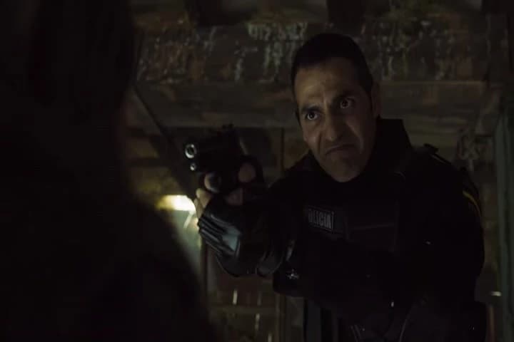 You're the biggest threat, bitch.�