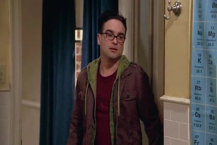 <font color="#808080">PENNY</font>: Hey, Leonard?
- The hair products are Sheldon's.