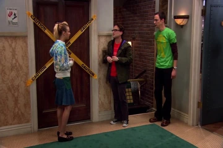 - What are you doing?
- Just moving something upstairs.