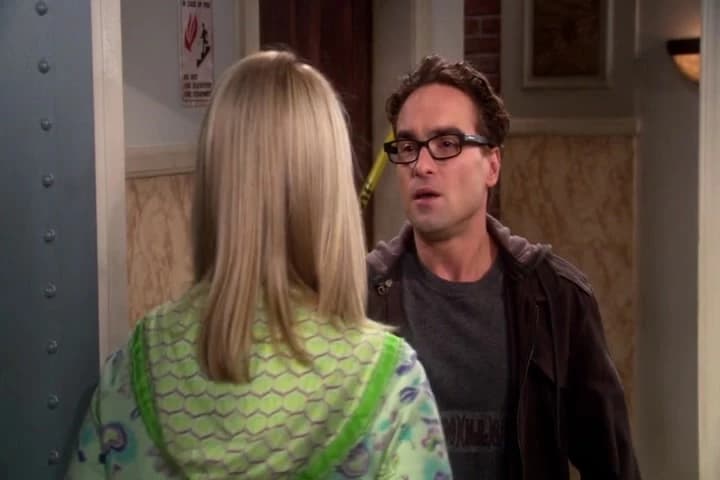 - Oh, hey, Leonard.
- Good afternoon, Penny.