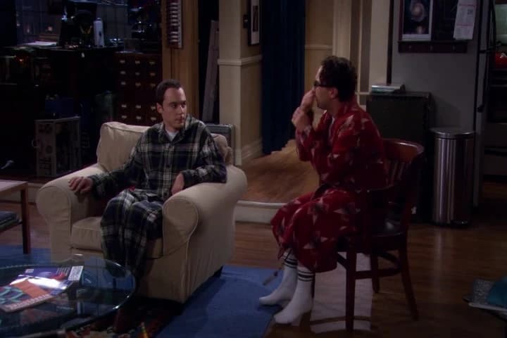 - <font color="#E86CE4">(IN DEEP VOICE)</font> I'm Batman.
- Damn it, Sheldon.