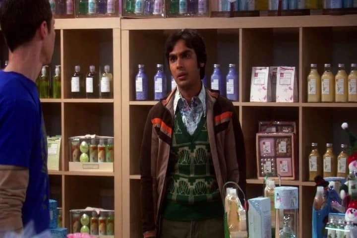 Sheldon, if you don't like this stuff,
let's just go next door and build her a bear.