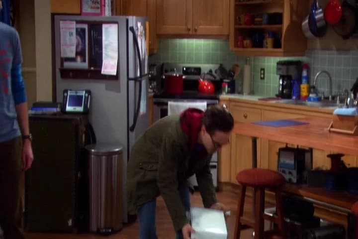 Sorry, you little nerd. You were just
in the wrong boys' room at the wrong time.
