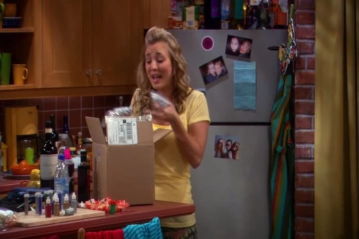 Sheldon, I'm sorry about your hamburger,
okay? I just don't wanna be a waitress.