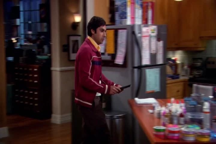 <font color="#808080">SHELDON</font>:
She'll be coming 'round the mountain