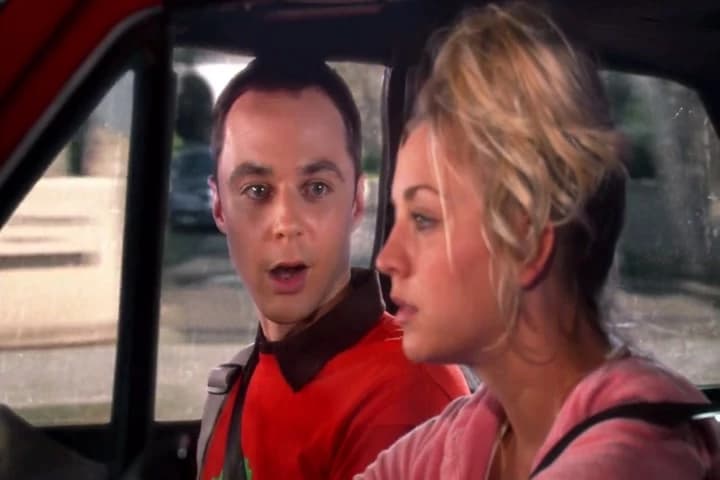- Sheldon, it's fine.
- If it were fine, the light wouldn't be on.