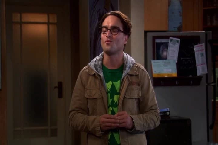 I wonder a lot of things about you,
Sheldon, but not that.