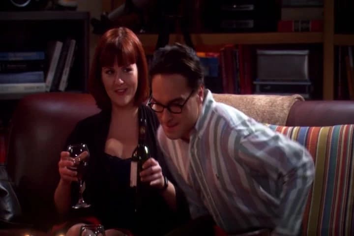 - Excuse me.
- Mm-hm.