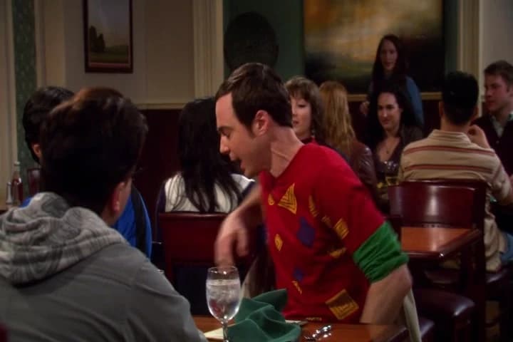 - That's actually my napkin.
- Oh, this is a nightmare.
