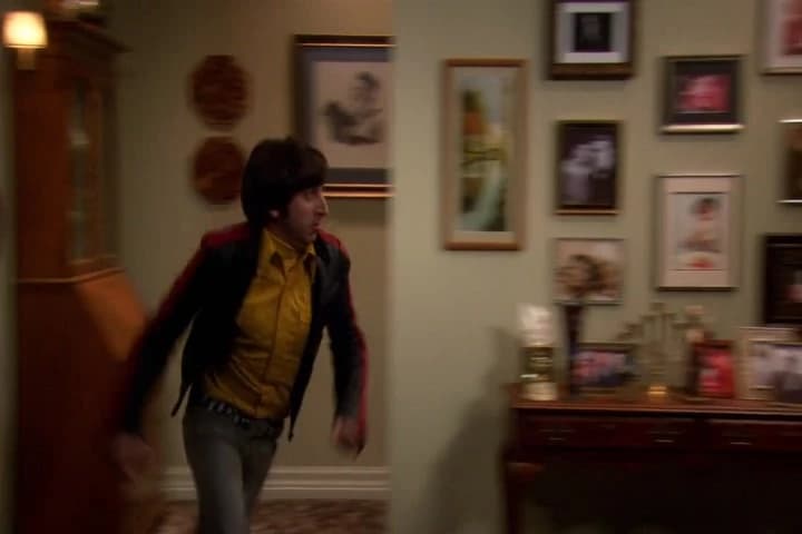 Oh, my God. Ma? Ma? Stand back,
I'm gonna break the door down.
