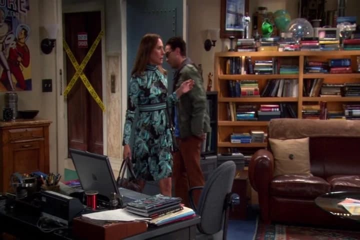 - Where is he?
- He's in his bedroom.