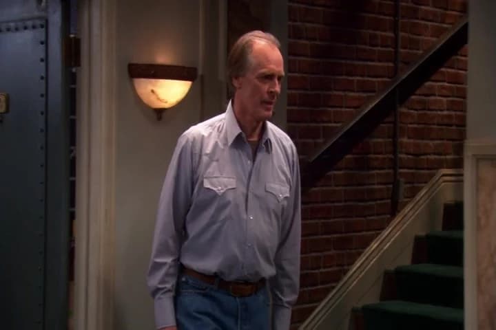 Relax, I've seen you do a lot worse
with a lot stupider.