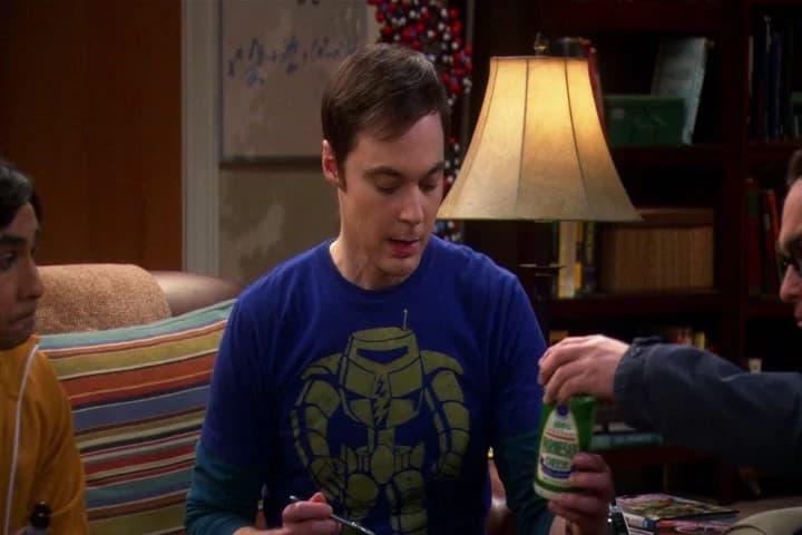 Can you pass
the Parmesan cheese?