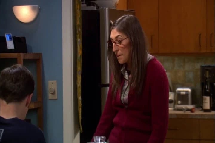 (Sheldon humming along
with song)