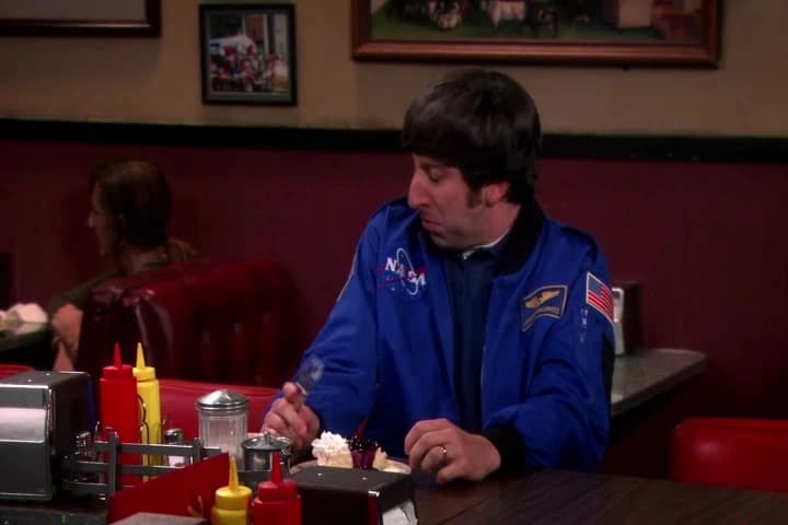 <i>I'm a rocket man</i>