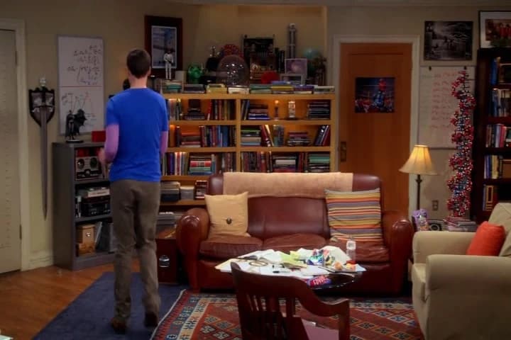 ♪ Sheldon and his brain,
yeah! ♪