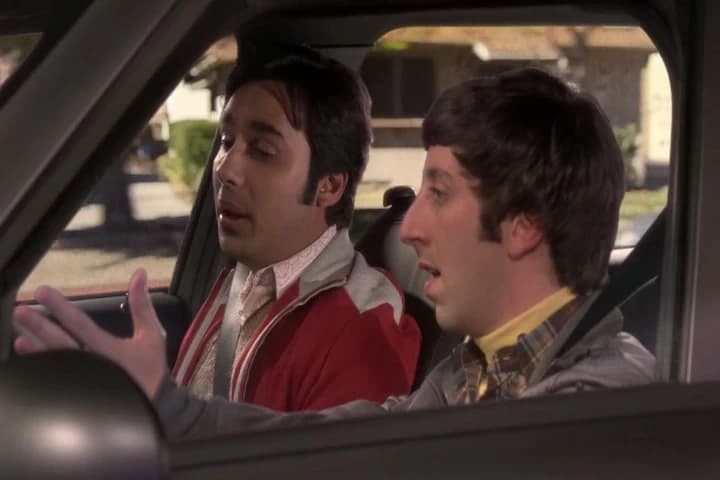 - Come on, you don't think it's a little odd?
- I don't know.