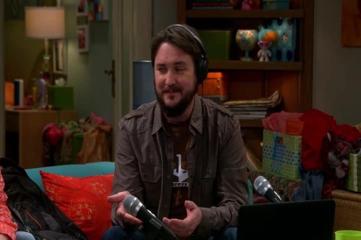 ...against Penny resuming her acting career,
but now you're all for it.