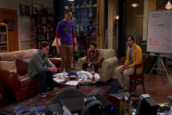 Now, why don't you boys step aside?
Let me knock this project out.