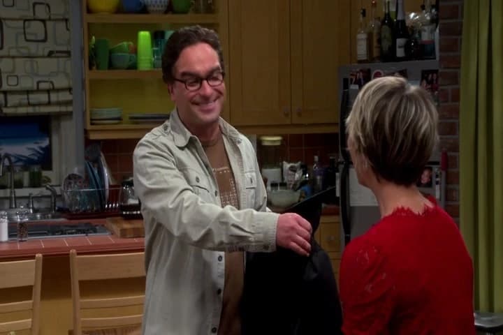 - Short and sexy. That's my wheelhouse.
- Yeah.