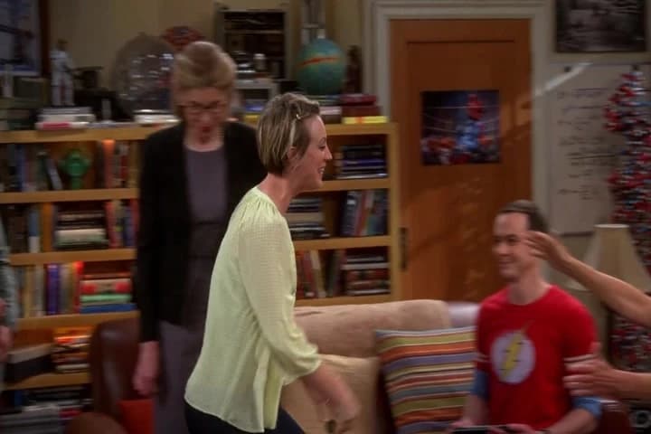 - You remember my mother.
- Oh, yes. Hi, Mary.